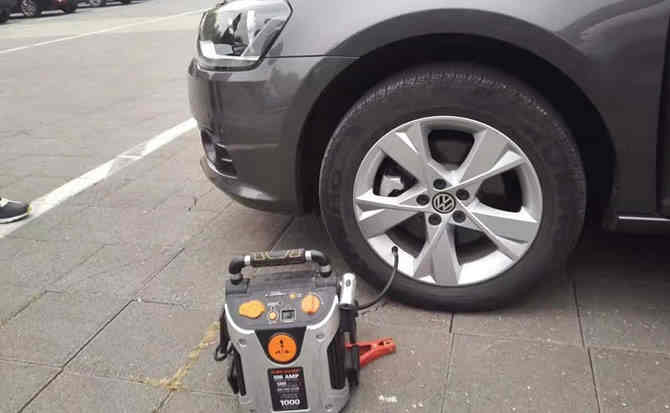 建德汽车搭电案例